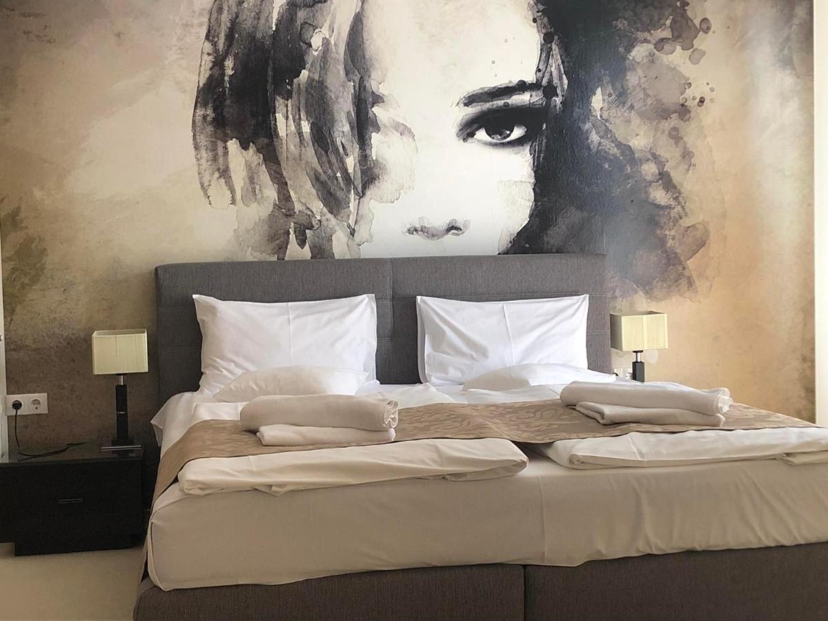 Hotel Brill Orosháza Εξωτερικό φωτογραφία