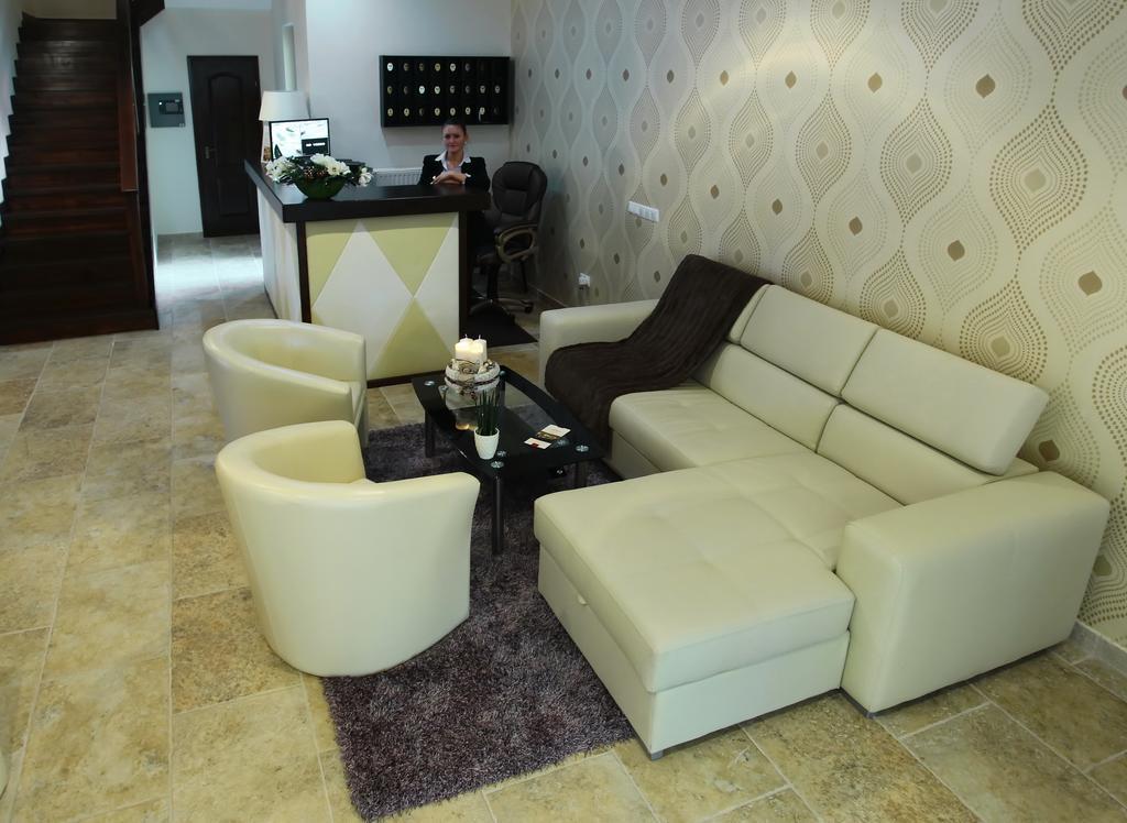 Hotel Brill Orosháza Εξωτερικό φωτογραφία
